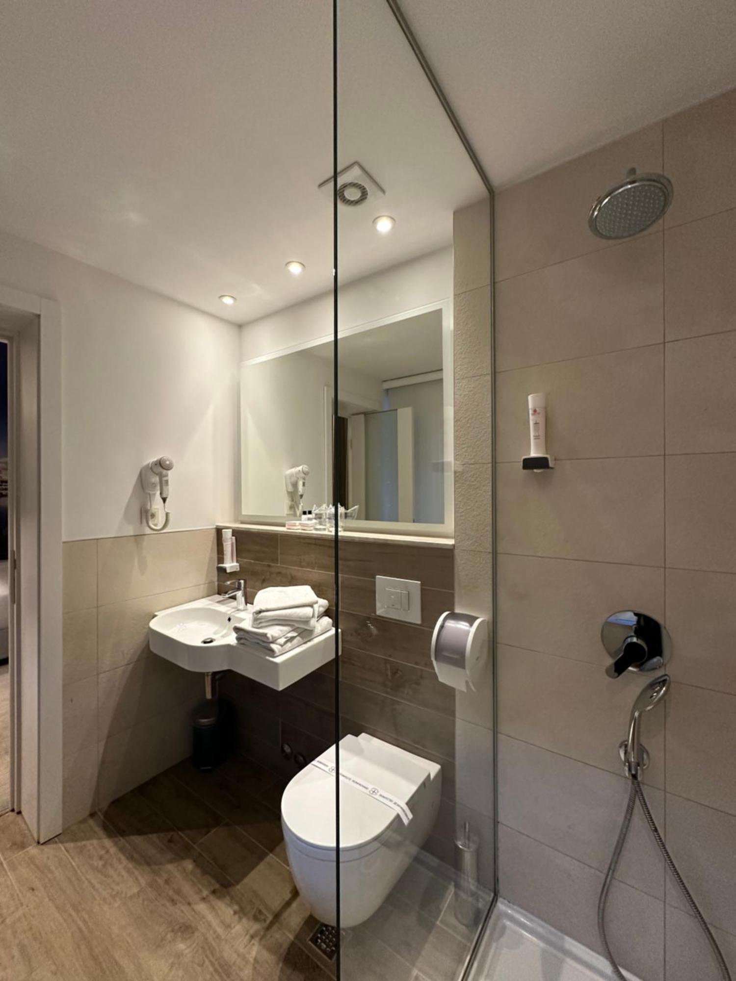 Hotel Nar Τρέμπινιε Εξωτερικό φωτογραφία
